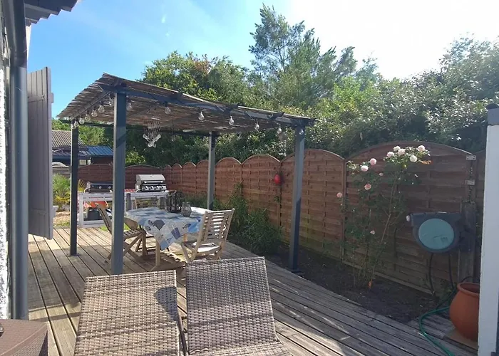 Indépendante Avec Piscine Villa *