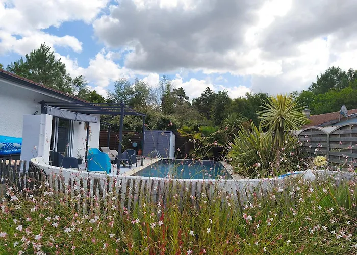 Indépendante Avec Piscine *